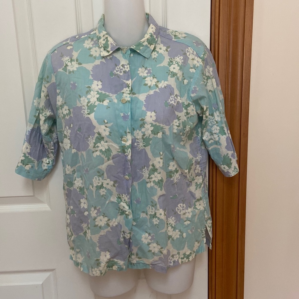 Vintage 1960s Floral Blouse 3/4 Sleeves Tropical "Royal Palm" Size 34 Light Blue